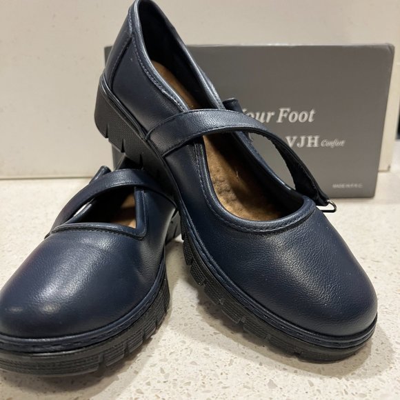 VJH Comfort walking shoes. Like NEW. Worn once. Sent in box - Picture 2 of 6
